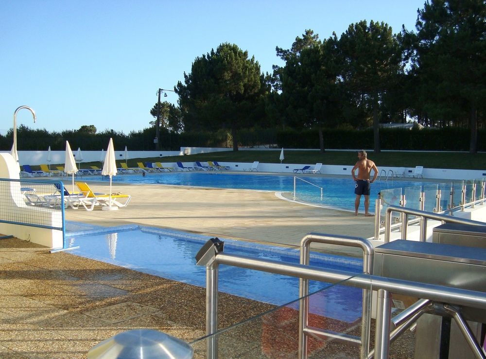 Hotel Parque De Campismo Orbitur Sitava Milfontes à Malhadinhas Extérieur photo